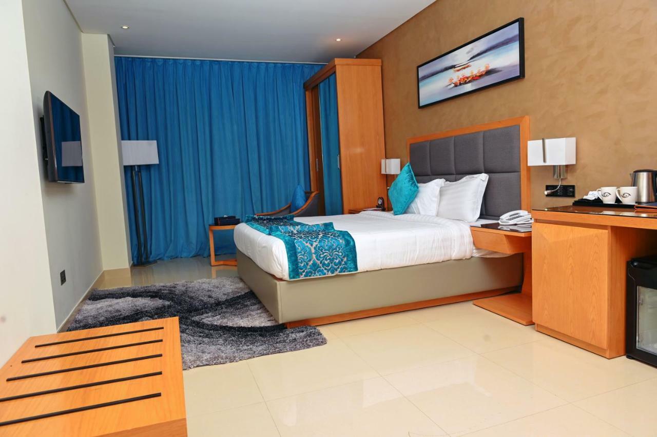 Meshal Hotel Manama Eksteriør billede