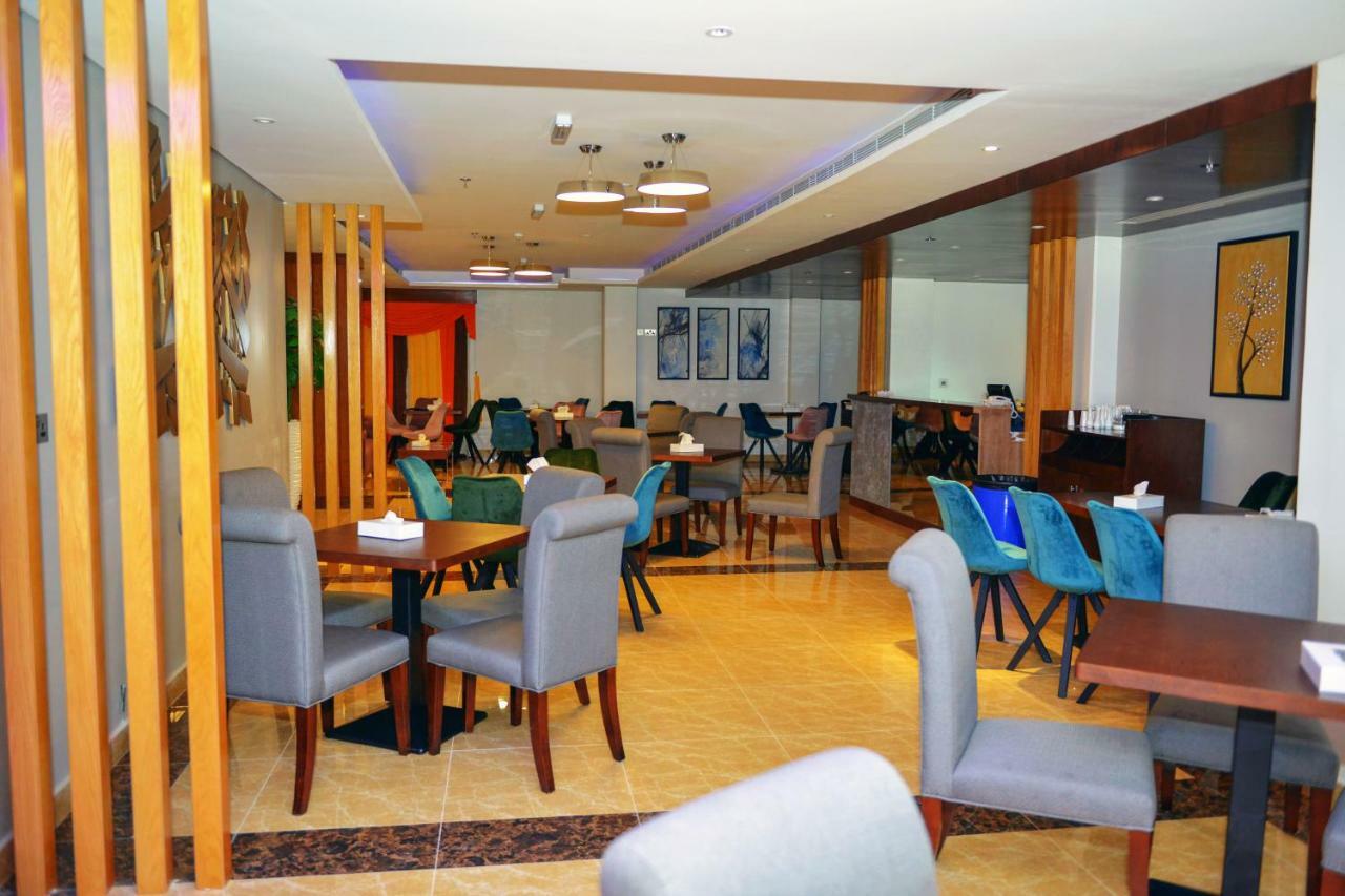 Meshal Hotel Manama Eksteriør billede