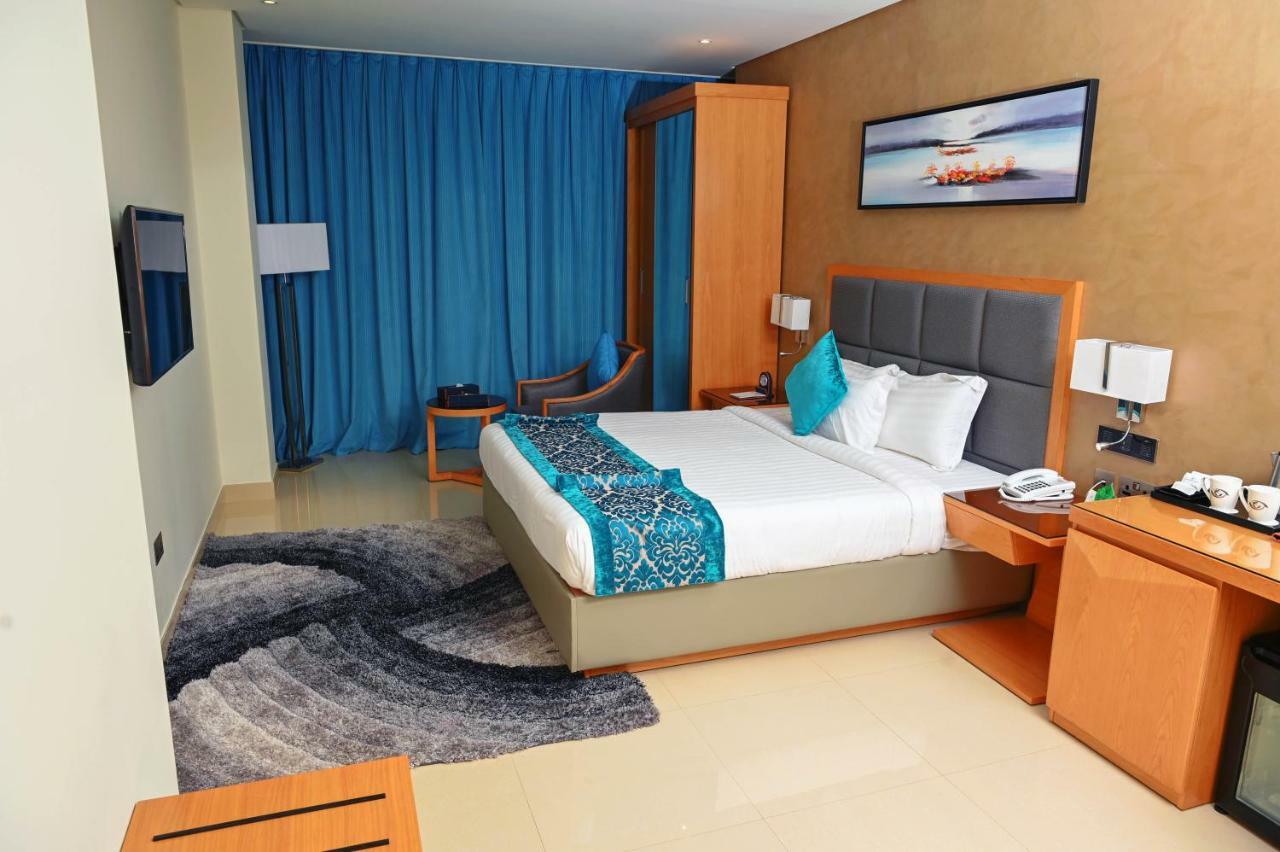 Meshal Hotel Manama Eksteriør billede