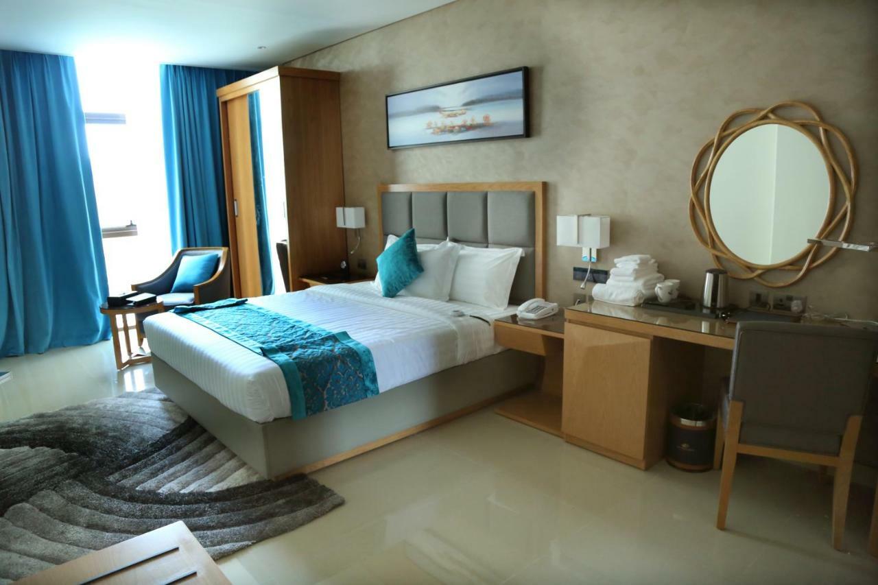 Meshal Hotel Manama Eksteriør billede